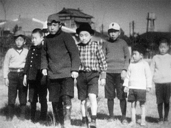 Otona No Miru Ehon - Umarete Wa Mita Keredo Fotoğrafı