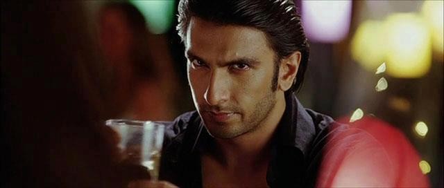 Ladies vs Ricky Bahl Fotoğrafı