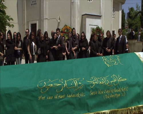 Aşk-ı Memnu Fotoğrafı