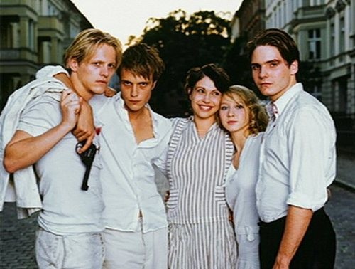 Düşlerdeki Aşk Neye Yarar? Fotoğrafı