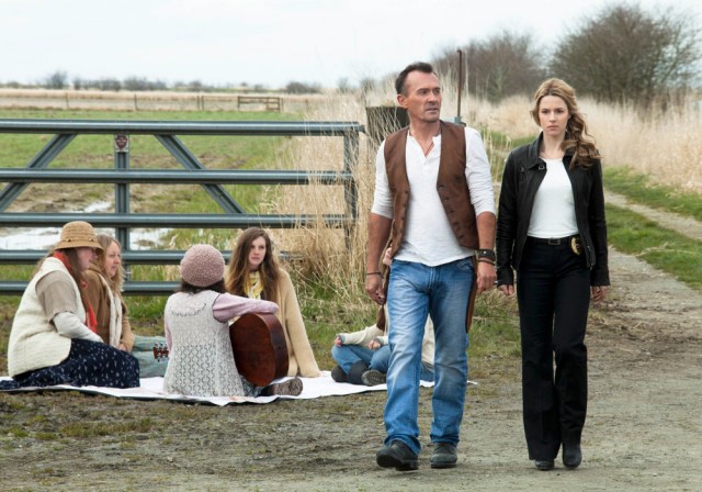 Cult Sezon 1 fotoğrafı