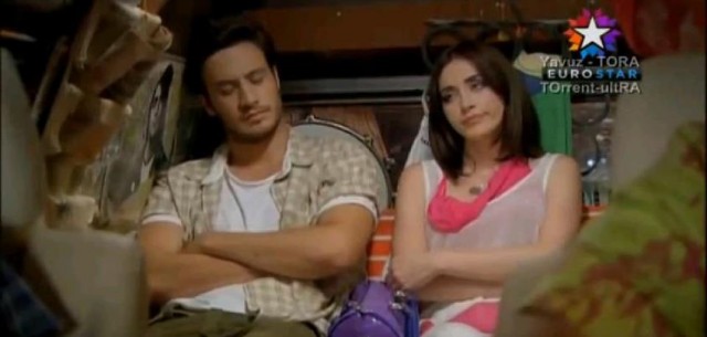 Sudan Bıkmış Balıklar Fotoğrafı