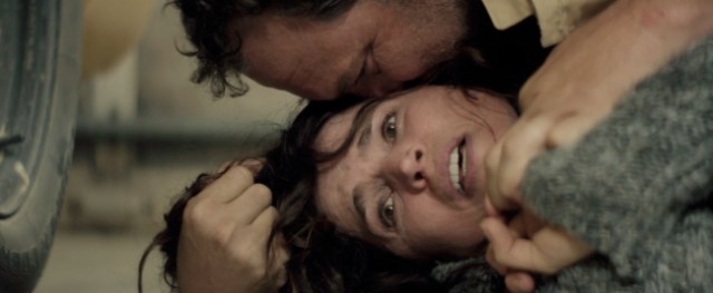 Zincirlenmiş Fotoğrafı