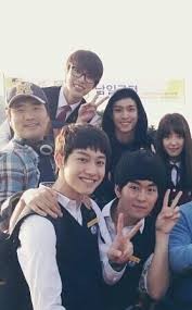 Adolescence Medley Fotoğrafı