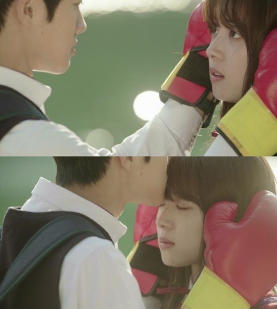 Adolescence Medley Fotoğrafı