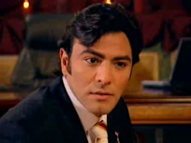 Hıyanet Sarmalı fotoğrafı