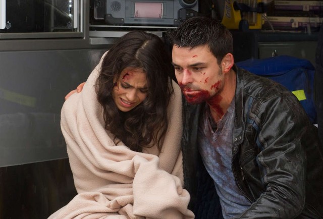 Asla Yabancılarla Oynama 3 Fotoğrafı