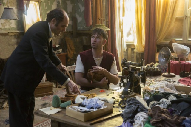 İnsanlar ve Tavuklar Fotoğrafı