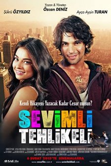 Sevimli Tehlikeli (2015) afişi