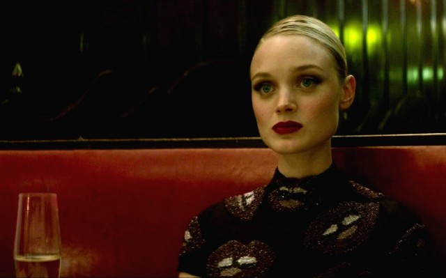 Neon Şeytan Fotoğrafı