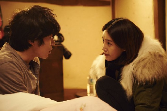 Two Rooms, Two Nights Fotoğrafı