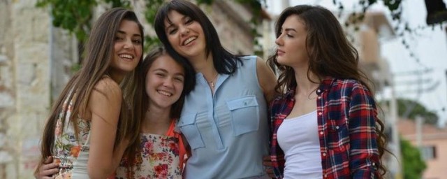 Güneşin Kızları Fotoğrafı