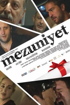 Mezuniyet (2009) afişi