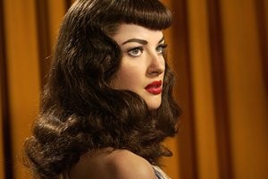 Seksi Bettie Page fotoğrafı