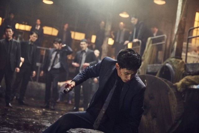 Acımasız fotoğrafı