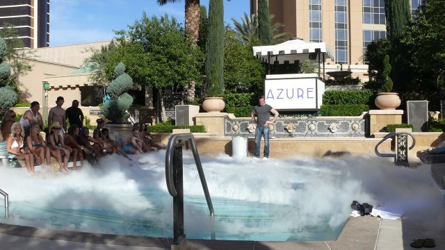 Yukarıdakilerden Hiçbiri fotoğrafı