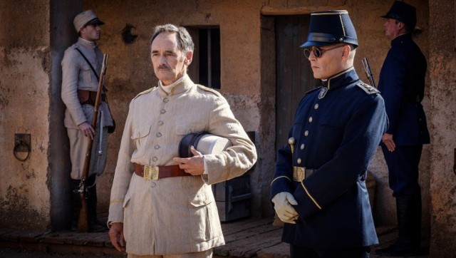 Barbarları Beklerken Fotoğrafı