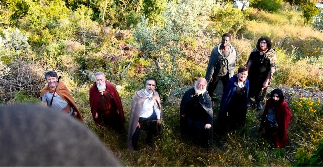 Evrensel Döngü: Yaşam Ağacına Yolculuk Fotoğrafı