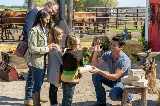 Under the Autumn Moon Fotoğrafı