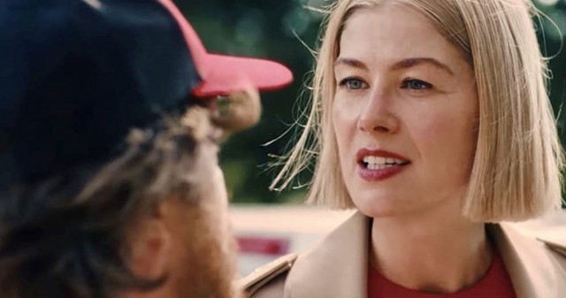 I Care a Lot Fotoğrafı