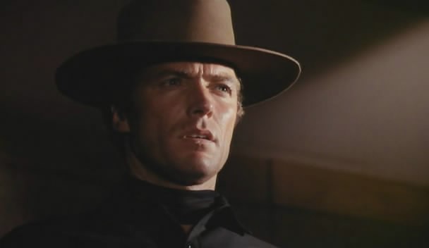 Onları Yükseğe As Fotoğrafı