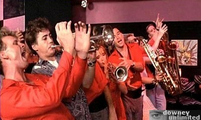 Tuff Turf fotoğrafı