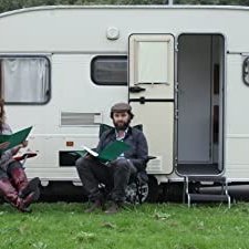 Karavan (2018) afişi