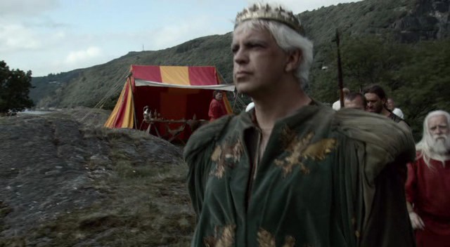 Merlin Ejderhalara Karşı Fotoğrafı