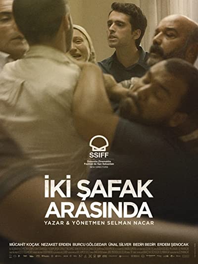 İki Şafak Arasında (2021) afişi