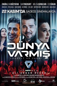Dünya Varmış (2024) afişi