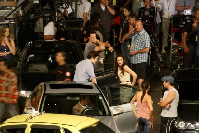 Alacakaranlık Efsanesi: Şafak Vakti Bölüm 1 Fotoğrafı