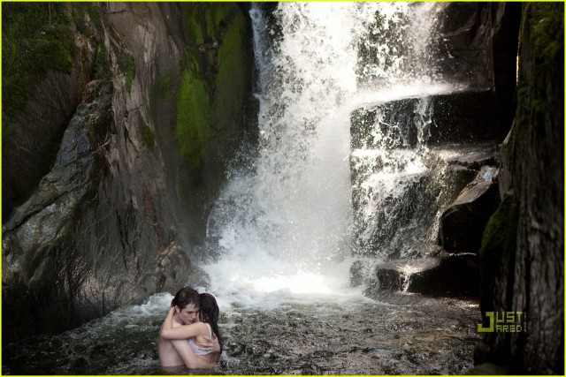 Alacakaranlık Efsanesi: Şafak Vakti Bölüm 1 Fotoğrafı