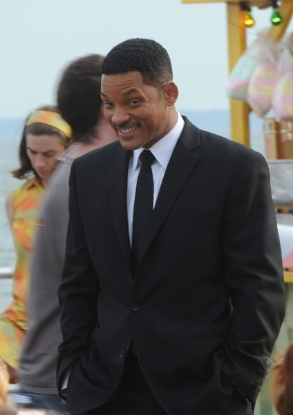 Siyah Giyen Adamlar 3 Fotoğrafı