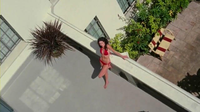 Başka Bir Yerde Fotoğrafı