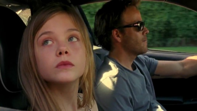 Başka Bir Yerde Fotoğrafı