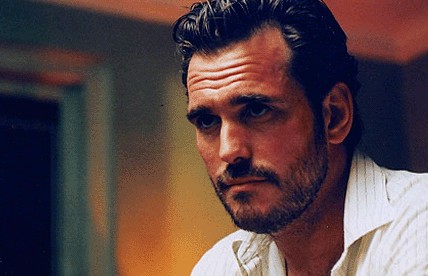 Factotum Fotoğrafı