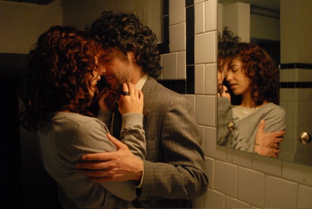 Love, Pain And Vice Versa fotoğrafı