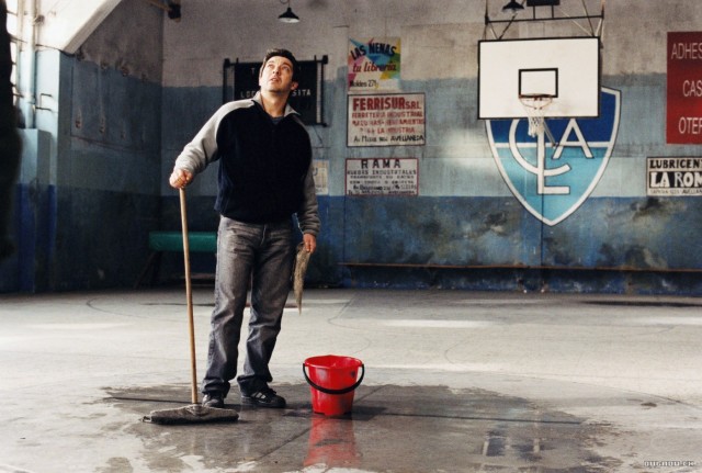 Moon of Avellaneda Fotoğrafı