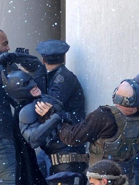 Kara Şövalye Yükseliyor Fotoğrafı