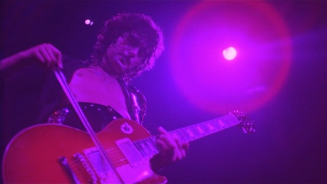 The Song Remains the Same Fotoğrafı