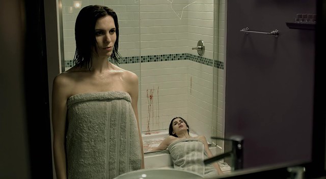 Aynalar 2 fotoğrafı