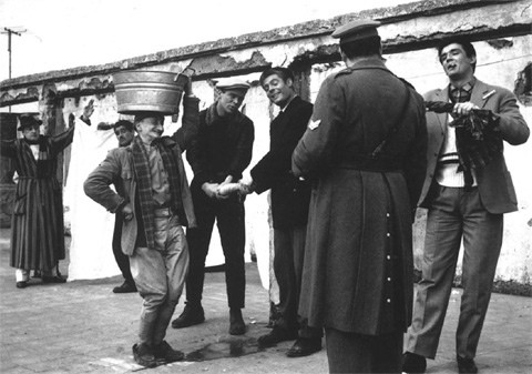 The Big Deal On Madonna Street Fotoğrafı