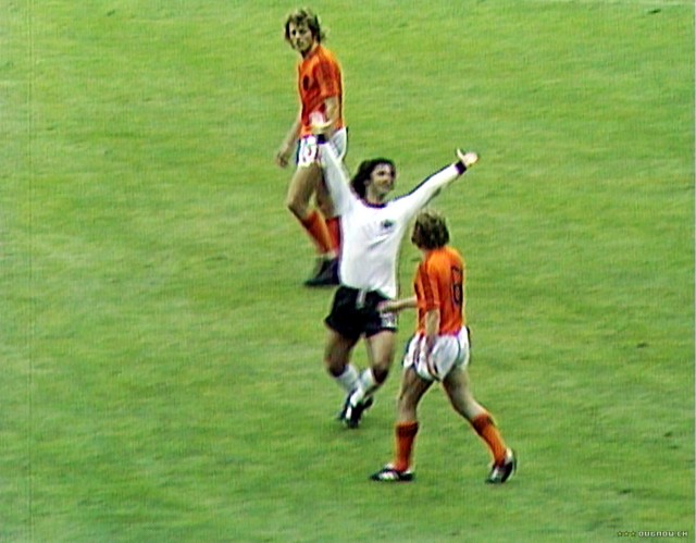 Gib Mich Die Kirsche - Die 1. Deutsche Fussballrolle fotoğrafı