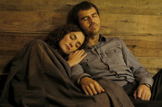 Kül Ve Ateş Fotoğrafı