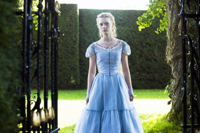 Alis Harikalar Diyarında Fotoğrafı