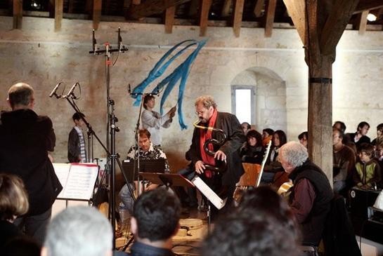 Paris'te Son Konser Fotoğrafı