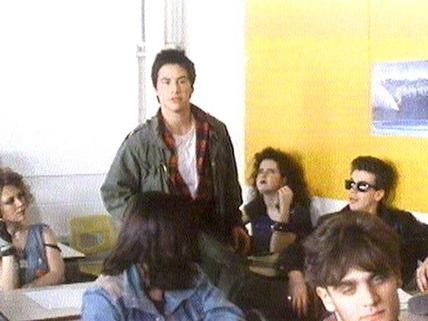 One Step Away fotoğrafı