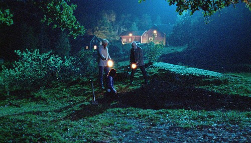 Ateşle Oynayan Kız Fotoğrafı