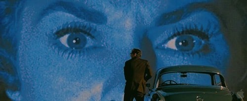 Tek Başına Bir Adam Fotoğrafı