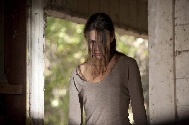 Mezarına Tüküreceğim Fotoğrafı